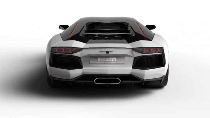 Lamborghini-Aventador-Pirelli-Edition-1-680x383