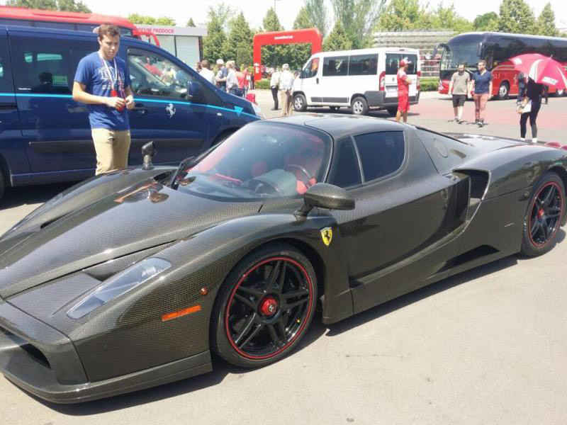 Ferrari_Enzo_Carbon_06